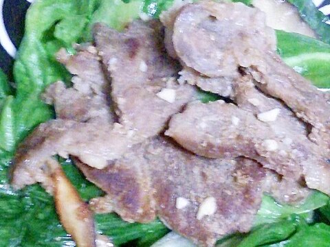 レタス大量消費に♪豚肉と椎茸のレタス炒め